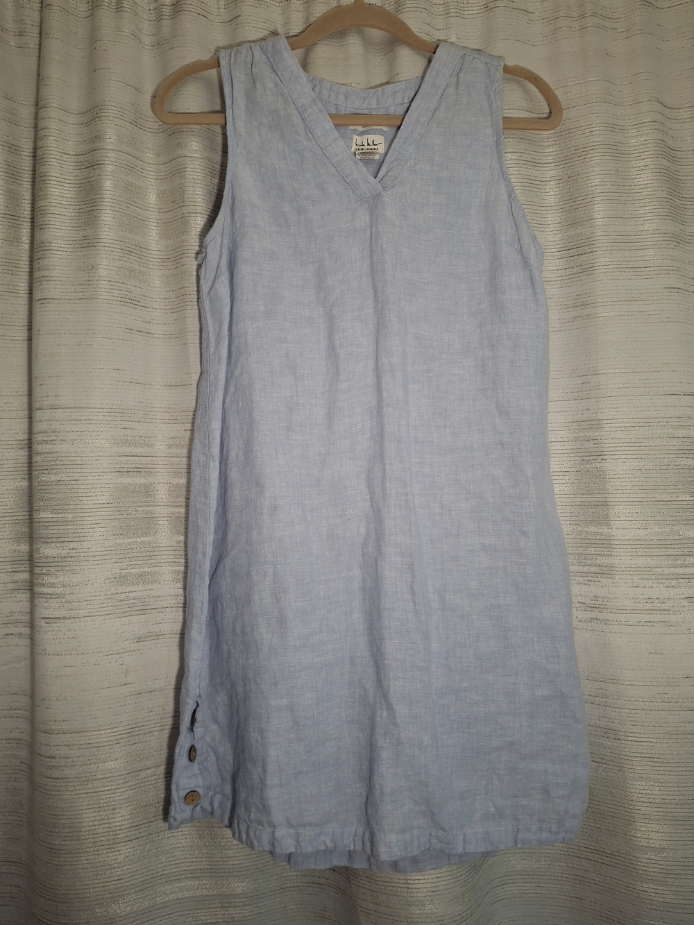 Nicole Miller Light Blue Sleeveless V-Neck Linen Midi Dress